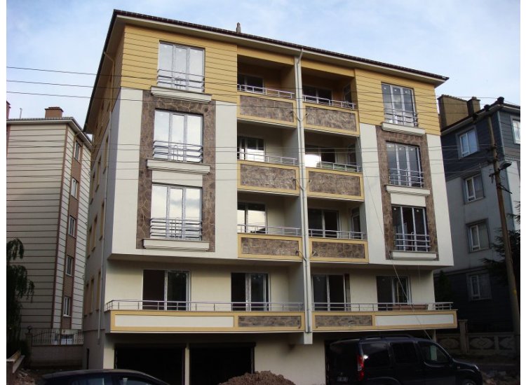 Emrebey Apartmanı